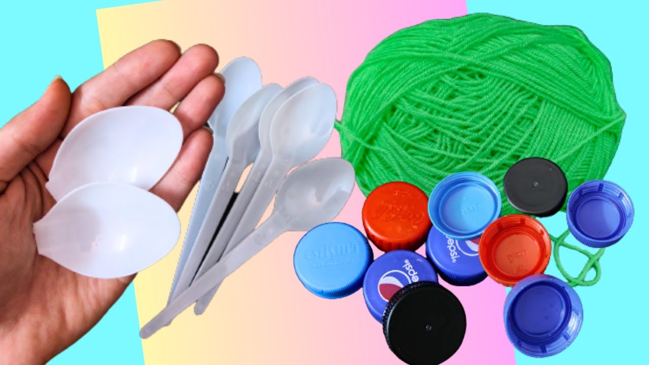 Incredible wall hanging craft using plastic Spoons & Bottle cap/ Wall