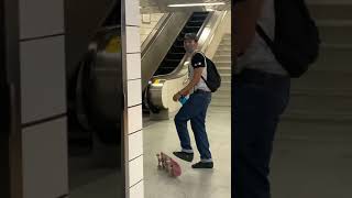 Wow Skateboarding On The Subway