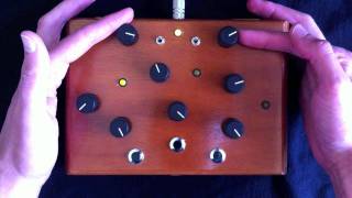 Lofi Synthesizer w/ Three Step Sequencer