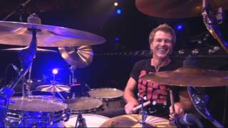 Mr. Big - Addicted To That Rush (Live Budokan - HD)