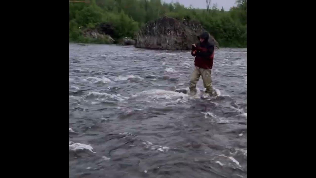 Рыбалка на реке Лумбовка