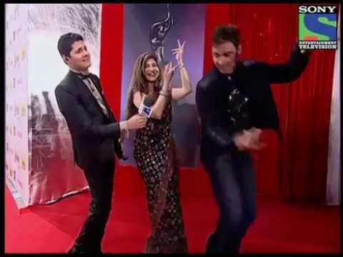 1980s Tohfa songs at Filmfare Awards 2012- Red Carpet