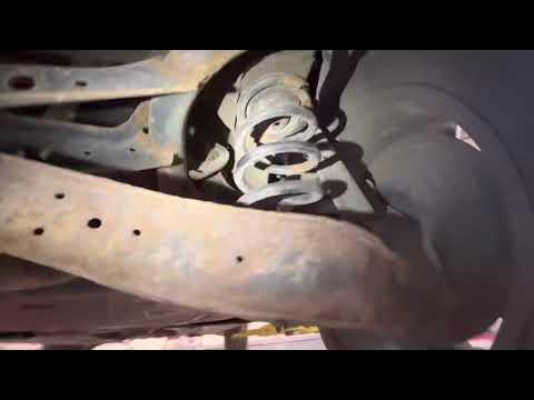 IDENTIFYING A BROKEN COIL SPRING ON YOUR VEHICLE - YouTube