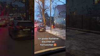 Für Radfahrer gild die StVO nicht. Die haben Sonderrechte 😡 #Radfahrer