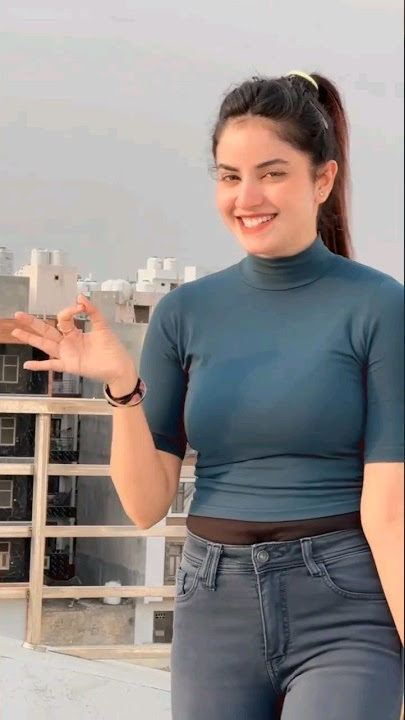 Tumse milna baatein karna bada acha lagta hai..🎶🥰. iampiyanka #shorts.😜 #rkhindidjsong.🎶🌹😍