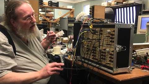 Dave Jones Eurorack modular Video Synth tour: TABI, VO-1 and MX-1 (part 1)