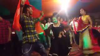 Stej show Dhananjay Dhadkan chual ba re choli ke chijwa se chual ba re.Umesh Dhadkan Official