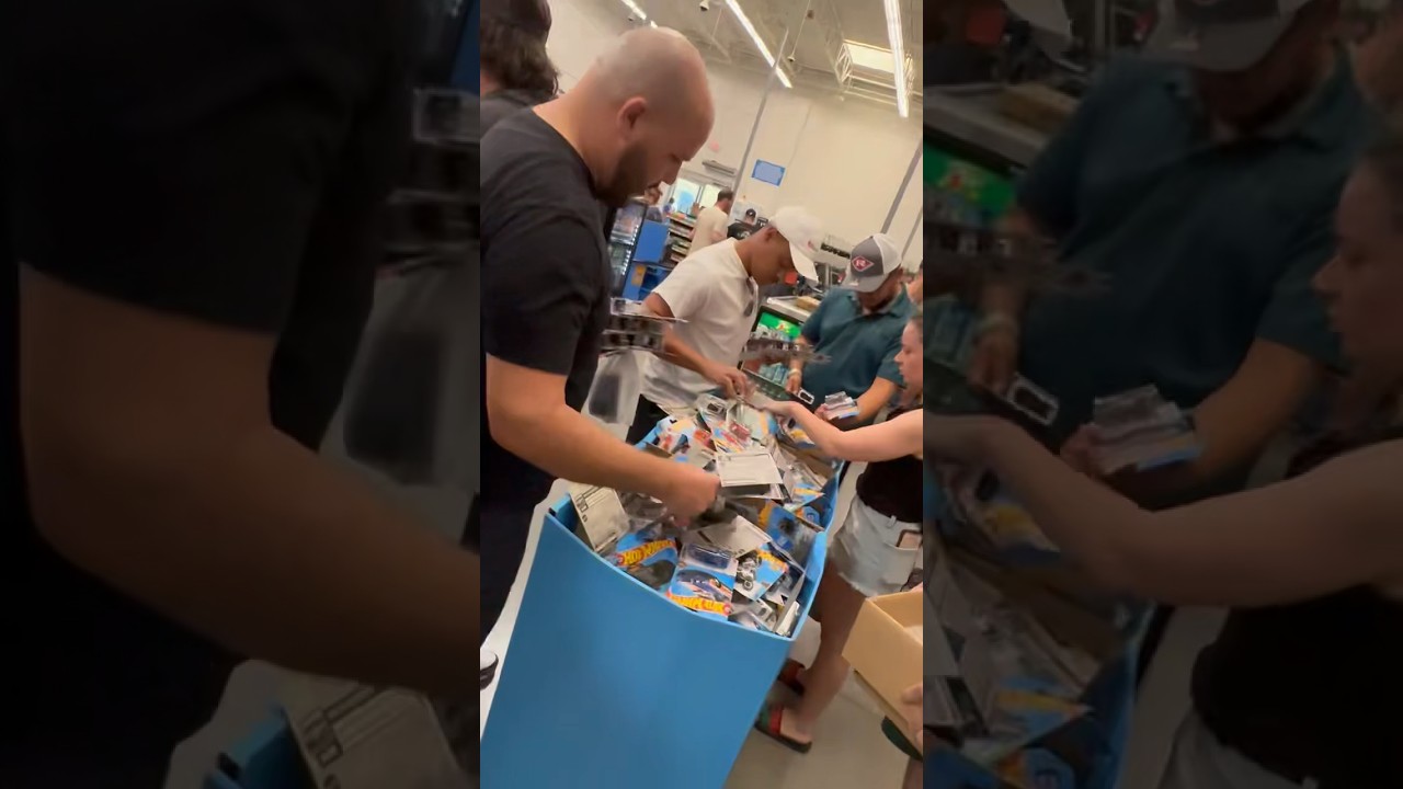 THOUSANDS OF HOT WHEELS!! 🤯 