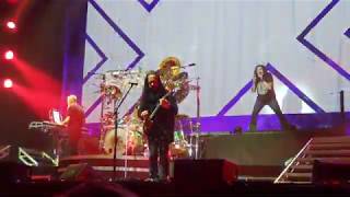 John Petrucci - Barstool Warrior Solo (Dream Theater - Praha 2020)