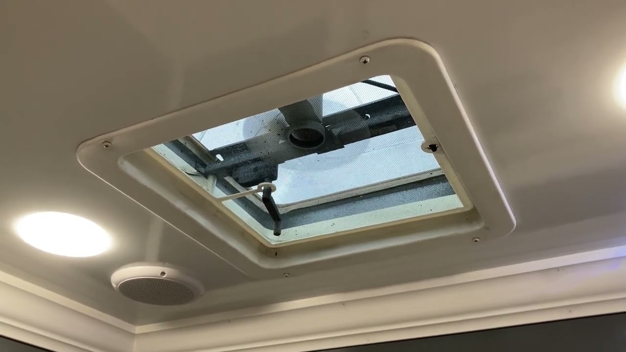 Trailer bathroom ventilator fan