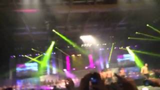 Cosmo Bash 2014 Finale