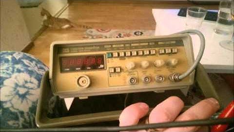 Function generator GW GFG 8016G as VCO