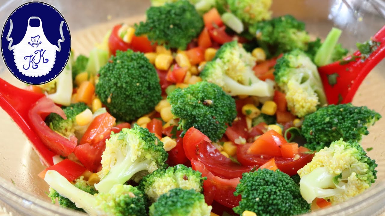 Gesunder Brokkoli Salat, voller Vitamine