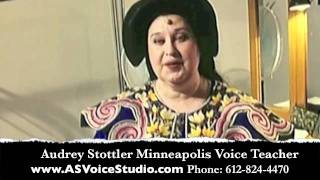 Voice Lessons MN | Audrey Stottler