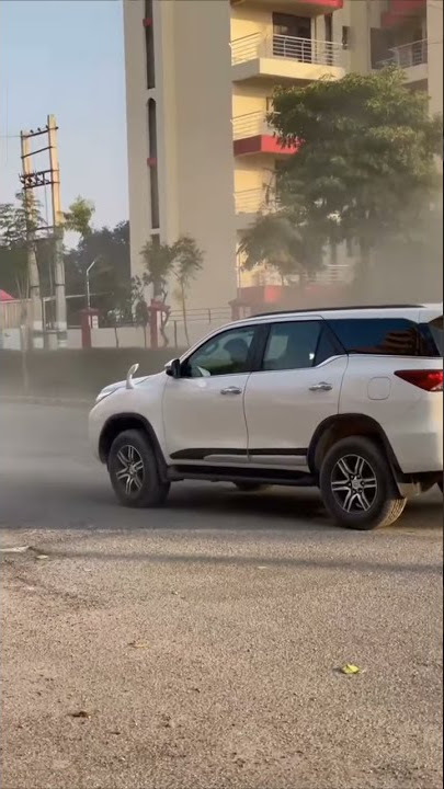 Fortuner vs Verna drift test #fortuner #verna short video