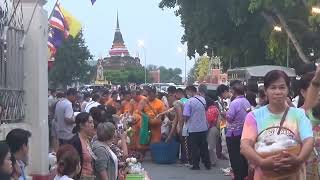 🇨🇷 วัดพระพุทธชินราช ร่วมใส่บาตรวันสงกรานต์