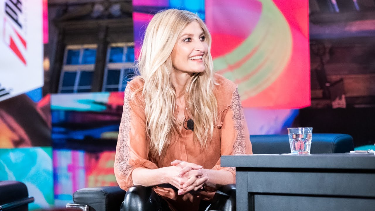 1. Tereza Maxová (7. 12. 2021, Malostranská beseda) - 7 pádů HD