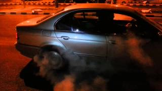 My BMW E39 528i Burn Out
