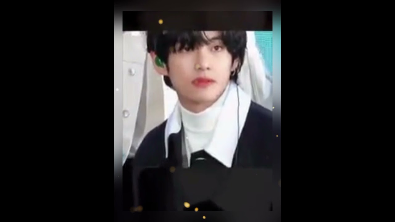 #bts #kim taehyung #V smile 😊 #bts V cute acting 😘 #bts army 💜#bangtan