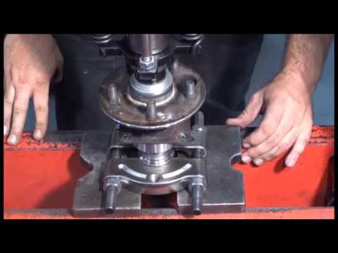 Video: Ano ang isang axle repair bearing?