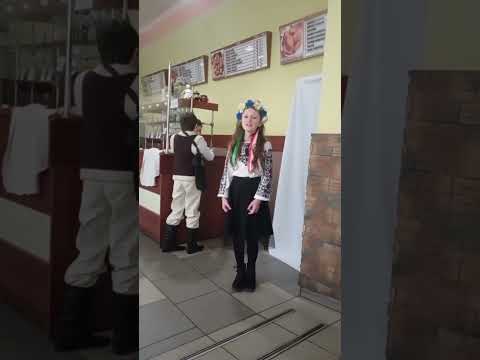 Павло Глазовий Кухлик До Міжнародного дня рідної мови Вікторія Нечипір Павло Карковський