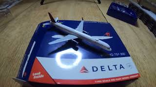 Gemini Jets 1400 Delta Boeing 757-300 Unboxing And Review