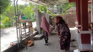 Mulai ada  yng ngintrak nih rumah