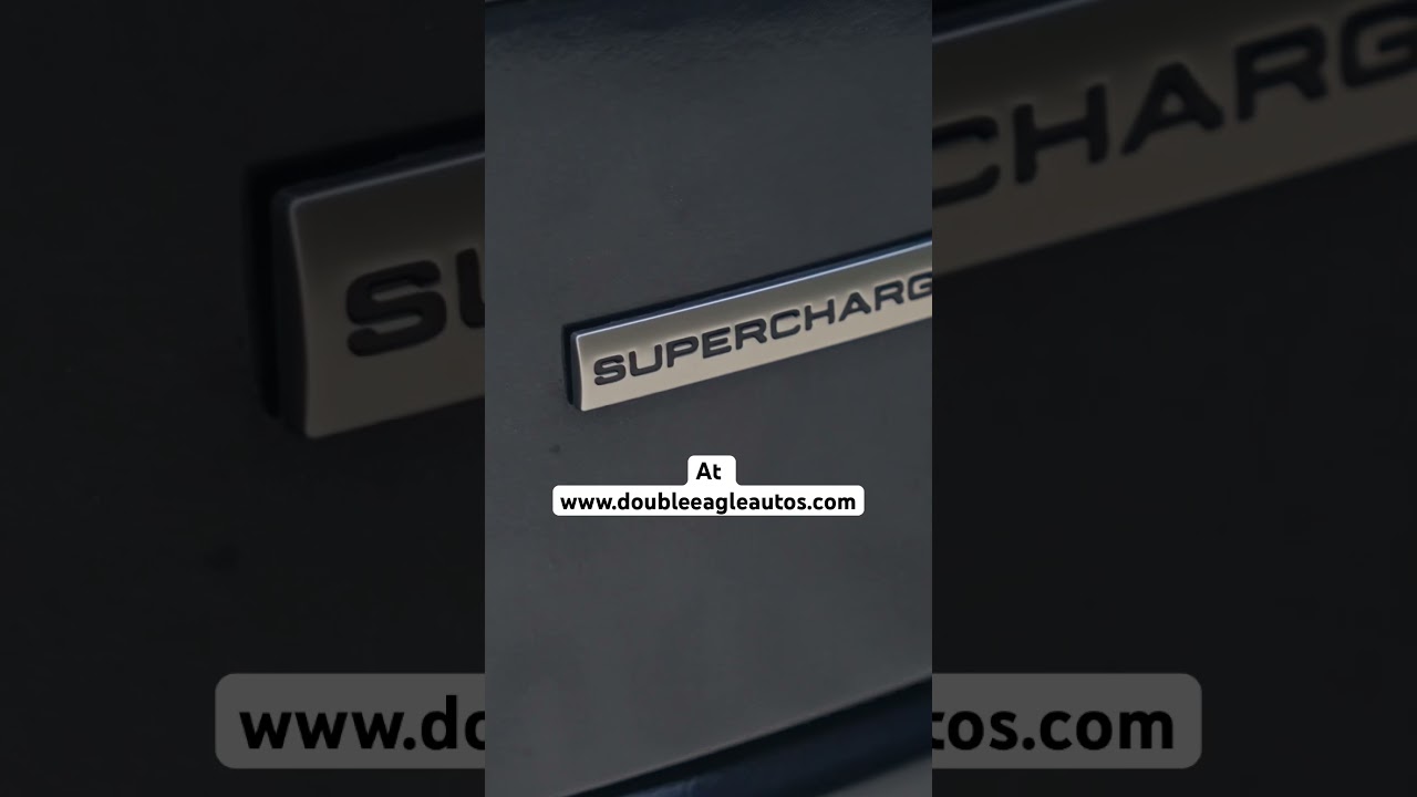 Rare color on this Rover! Don’t miss out!! 