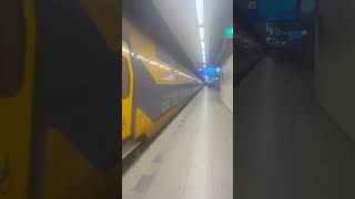 Virmm1 8655 Vertrek Uit Schiphol Airport Richting Leiden Centraal 10 Mei 2025