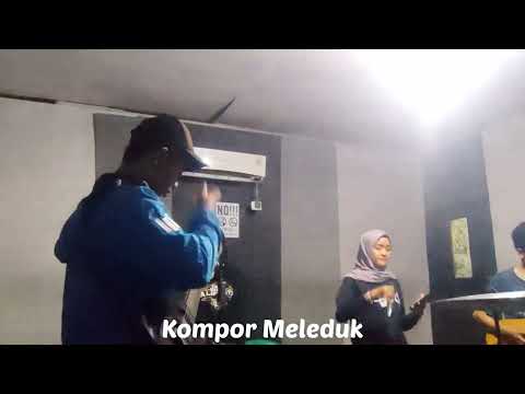 Cover Lagu Alm.