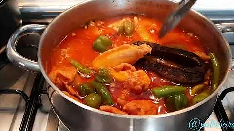 How to prepare authentic Ghana chicken light soup