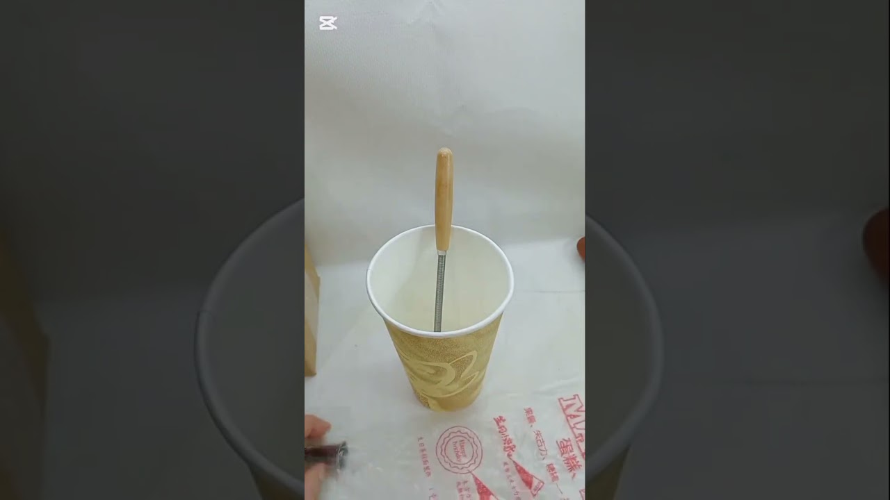 طريقة عمل كريمه الشمع لتزيين التورته والكب كيك 🎂 @happinesscandles  . ازاى اعمل شمعه candle #cake#