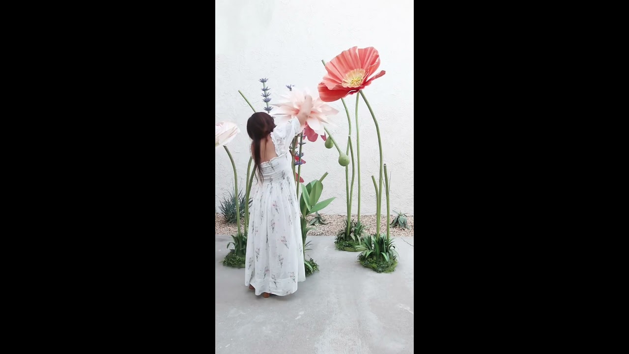 DIY Giant Paper Flowers