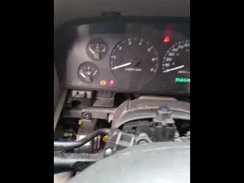 04 jeep grand cherokee Laredo problem - YouTube