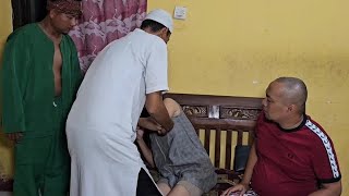Download Lagu USTAD ANTO,DIBIKIN BABAK BELUR MP3 Download Lagu USTAD ANTO,DIBIKIN BABAK BELUR MP3