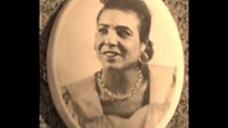 Watch Memphis Minnie Moaning The Blues video