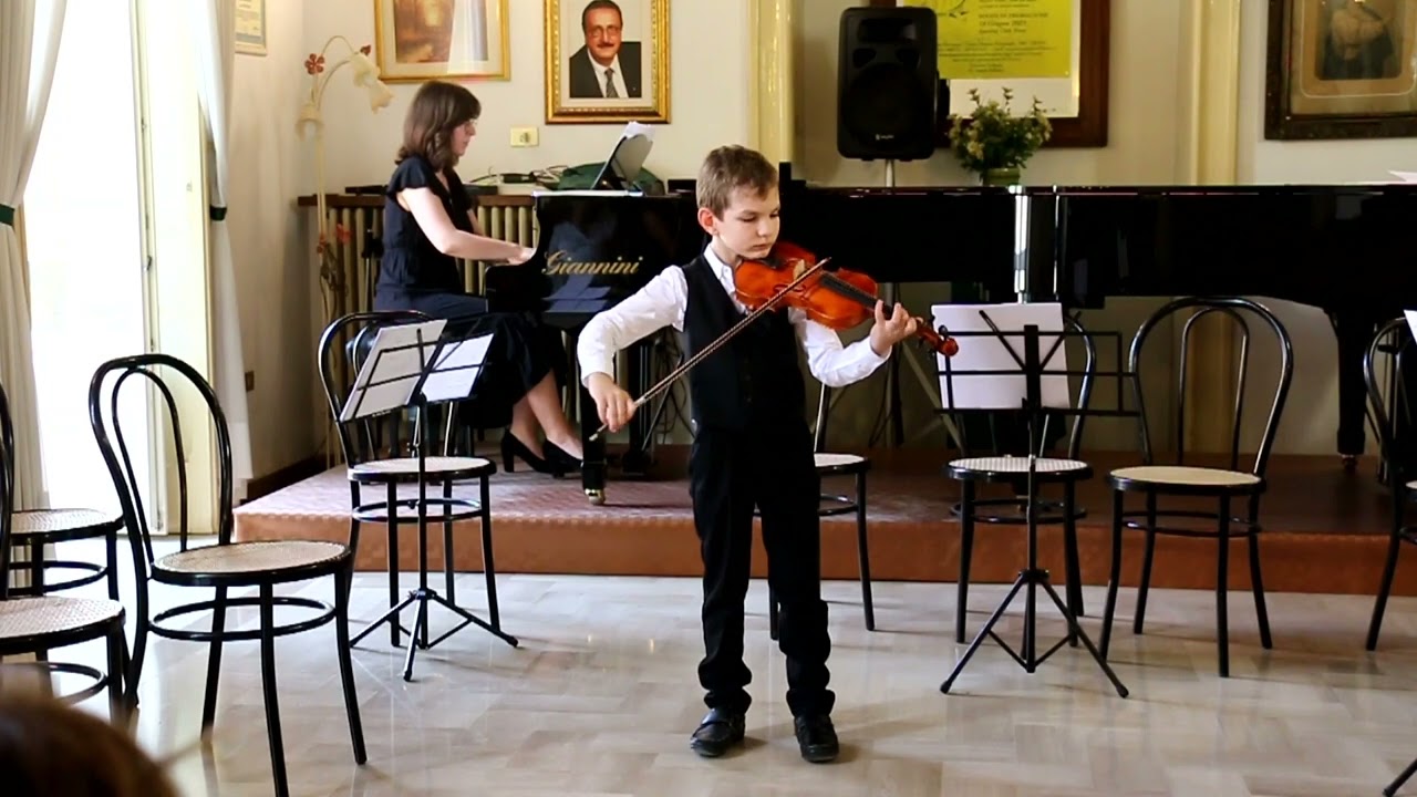 Valeriy : N.Rubinstein "L'arcolaio"