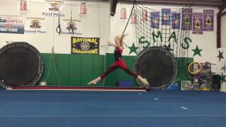 Split jump 90 degrees