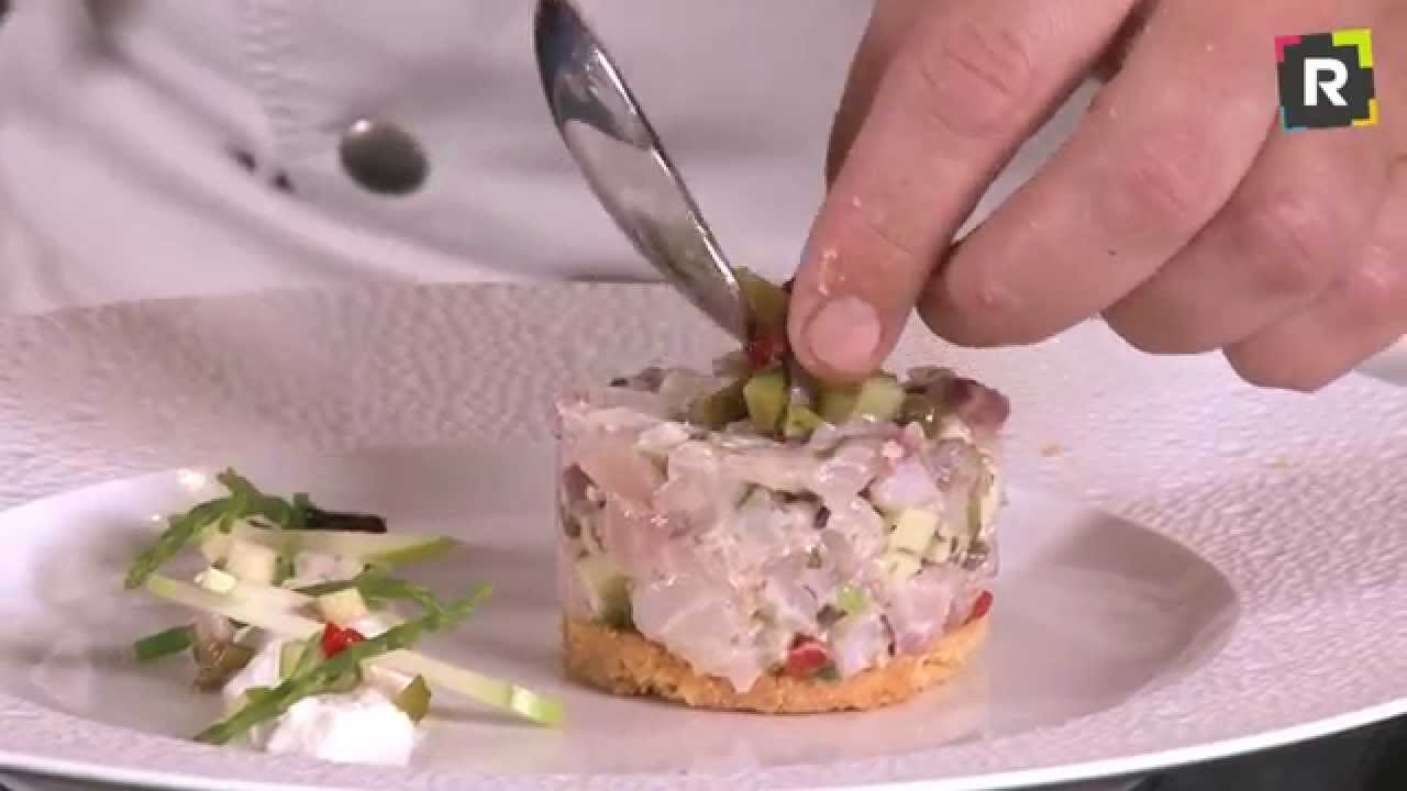 La recette du tartare de bar et huîtres creuses par le Chef du MIRAMAR CROUESTY