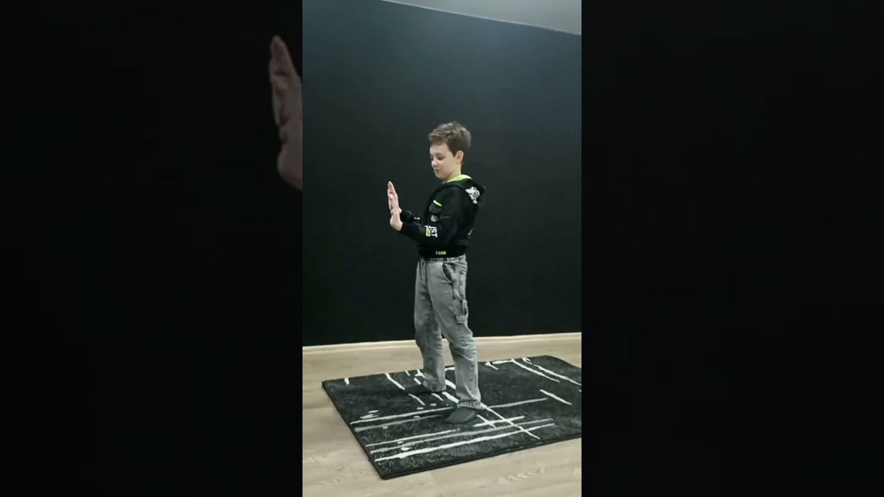 ПАНТОМИМА - КОМНАТА