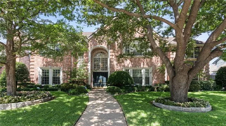 5119 Bellerive Drive, Dallas, TX Presented by Susa...