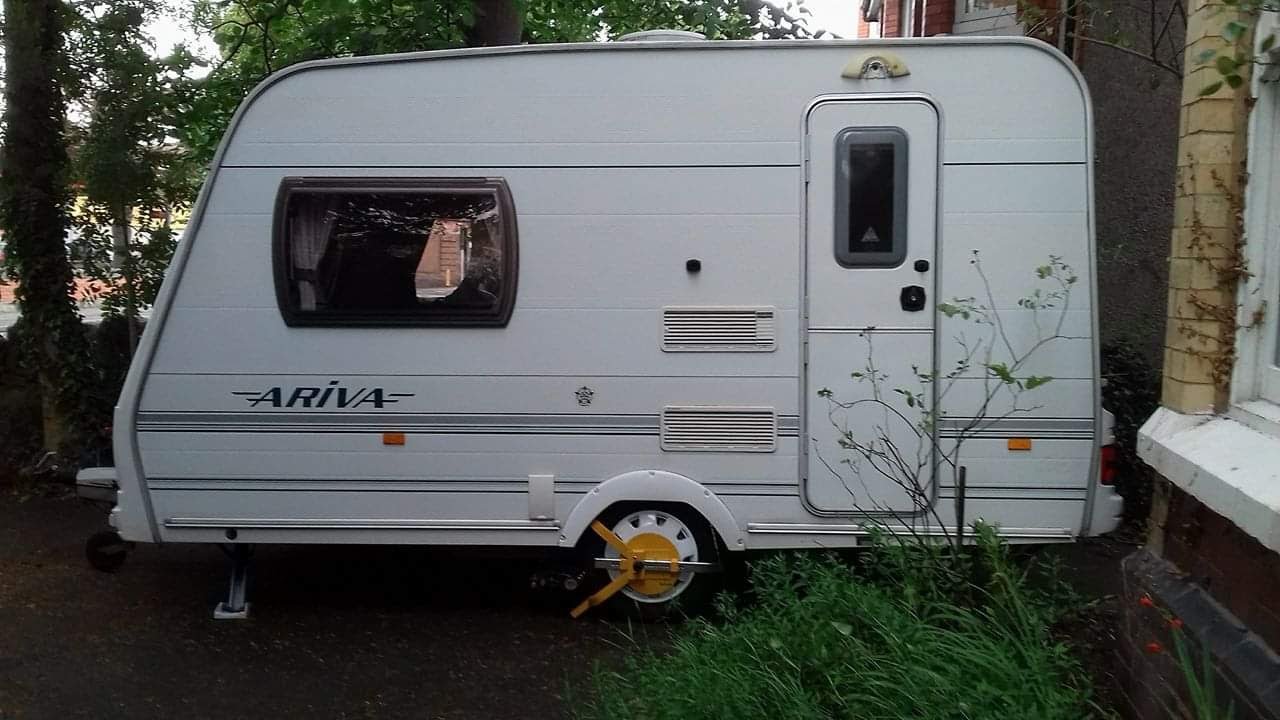 travel solo caravan