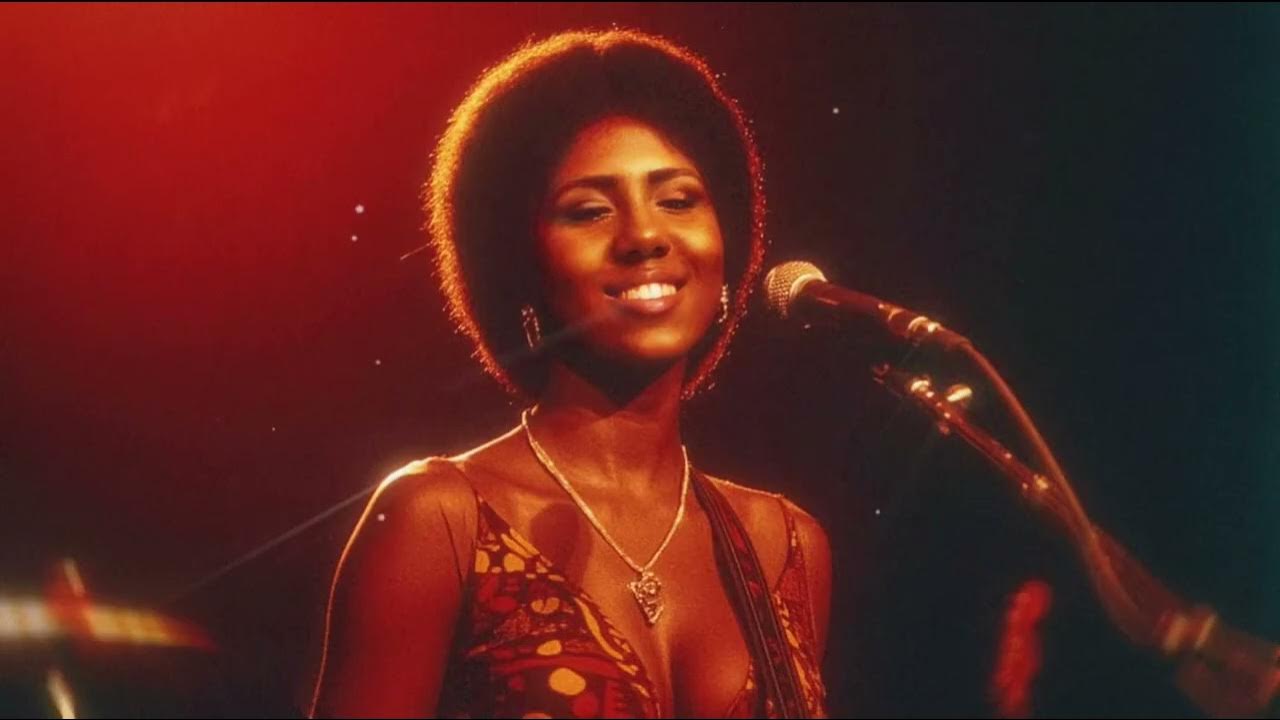 Tô Fazendo Amor Com a Favela Toda (1985) Tô Fazendo Amor Com a Favela Toda (1985)