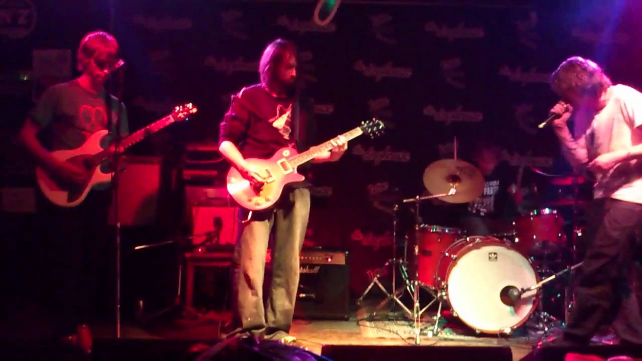 Hey Essé - Chemical Smile