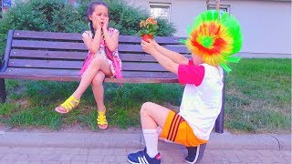 ZAKOCHAŁAM SIĘ! 😍 IDĘ NA PIERWSZĄ RANDKĘ Z PRZYJACIÓŁKĄ! 😂 ZAKOCHAŁAM SIĘ! 😍 IDĘ NA PIERWSZĄ RANDKĘ Z PRZYJACIÓŁKĄ! 😂