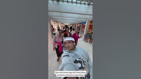 Jirayut Kaget Di Bandara Bali Udah Ada 3 Orang Yang Mau Ketemu Dia 😍 Cr IG jirayutdaa4official