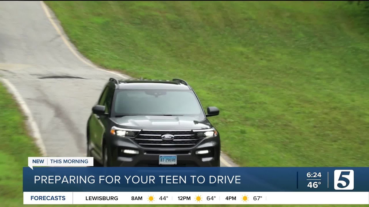 Experts at Consumer Reports reveal tips to help families choose the right car