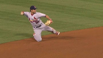 STL@LAA: Diaz dives, makes a tough throw for out