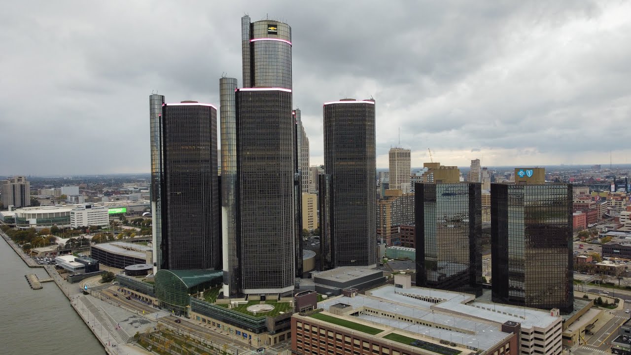 4K DOWNTOWN DETROIT DRONE FOOTAGE