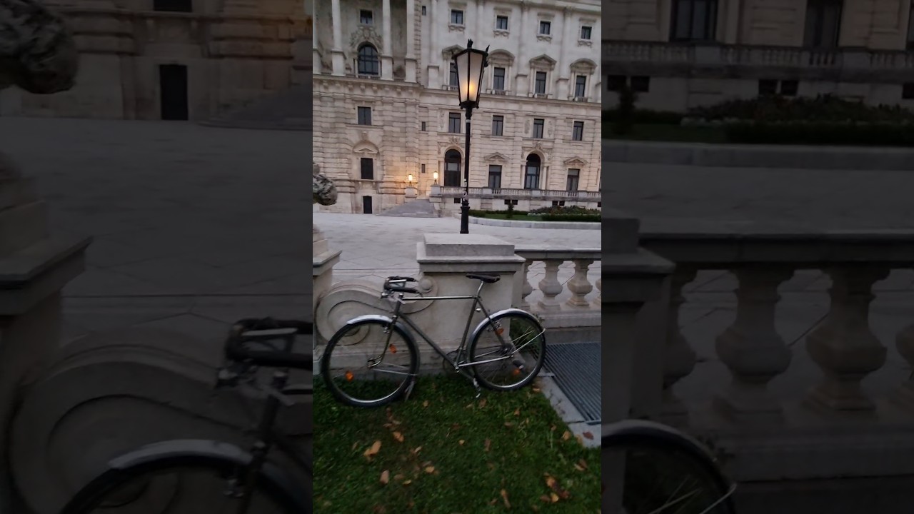 Handmade Steel Frame meeting in the famous Palace Garden of 